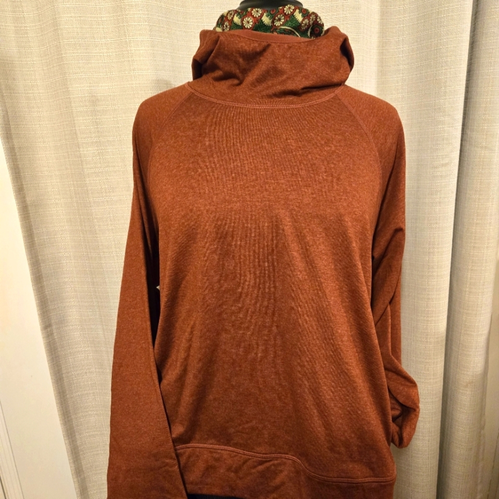 Old Navy Cozycore Crop Hoodie